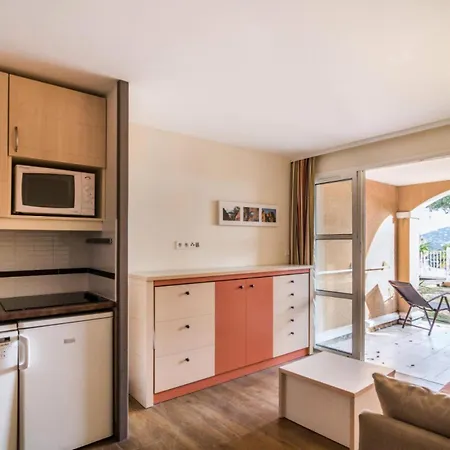 Apartment Le Village De Cap Esterel - Maeva - 2 Pieces 5 Per 90 *